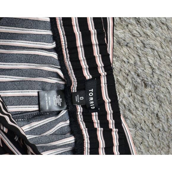 Torrid Women's Plus Size 0 Dress Pants Skinny Pants Black Polyester Drawstring - Picture 6 of 8